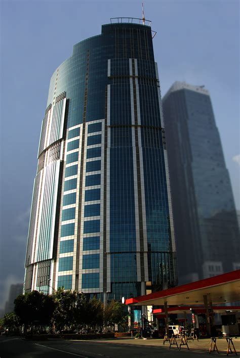 One Corporate Centre by Amberland Corporation .
